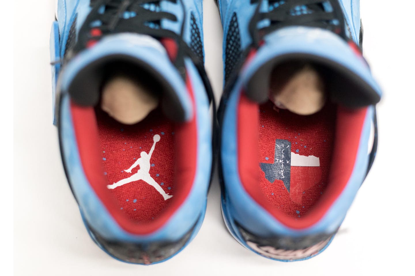 Air Jordan 4